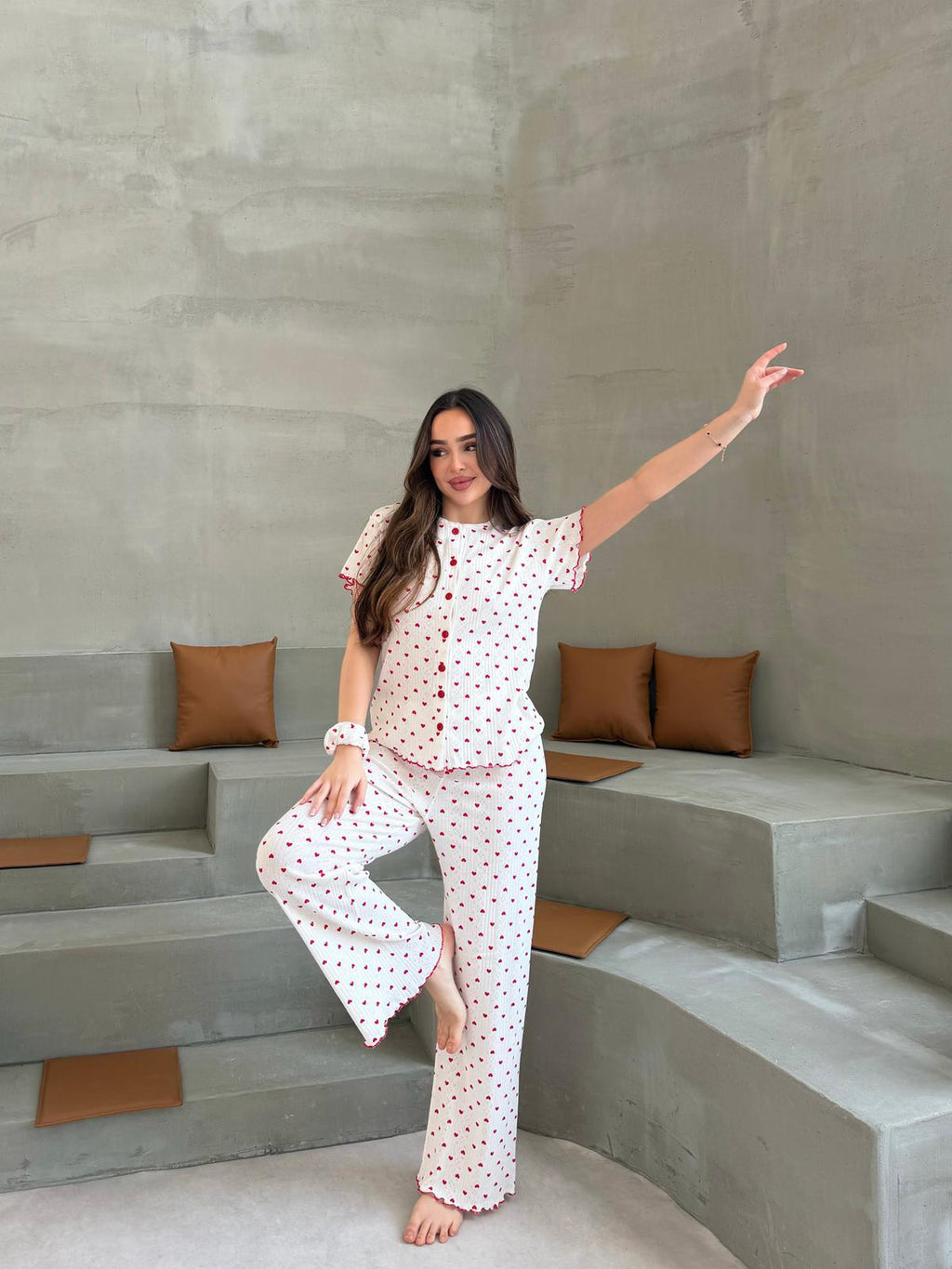 Slim Fit Kısa Kollu Beyaz Kalp Desenli Pinterest Takım